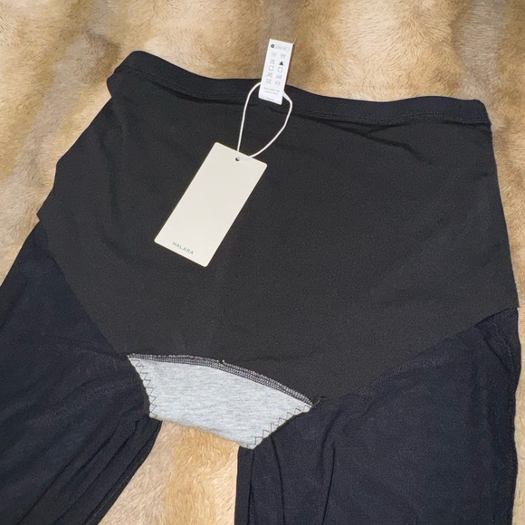 HALARA set - Picture 5 of 8